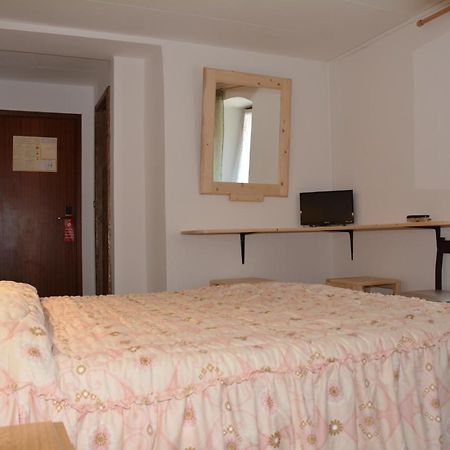 Albergo Roncone Buitenkant foto