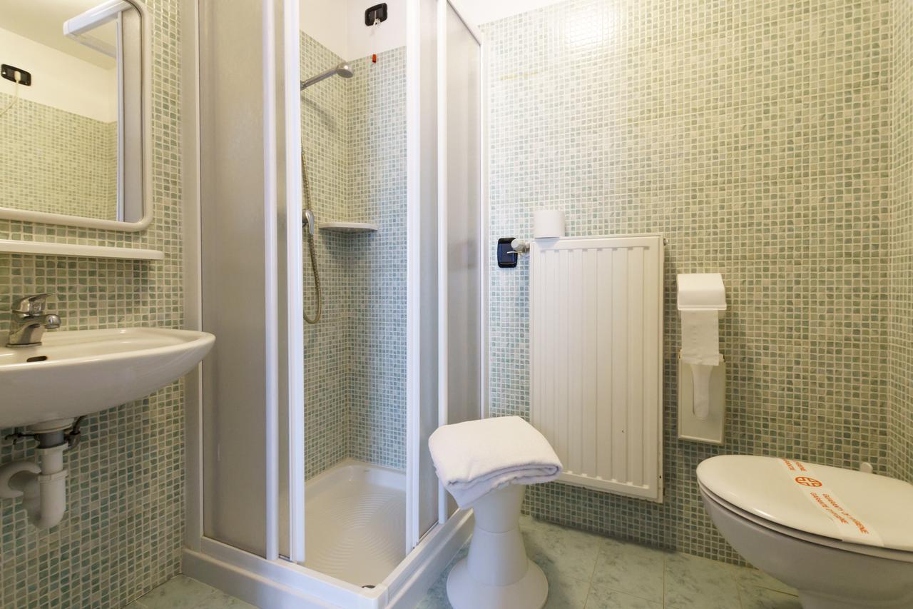 Albergo Roncone Buitenkant foto